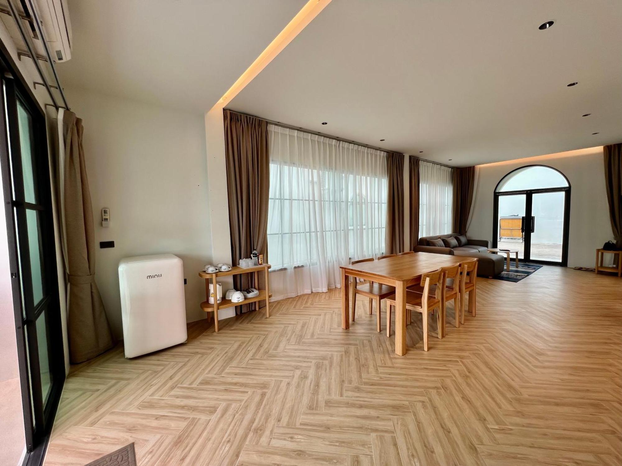 Hotel Baan Tah On The Sea Bang Sare Zewnętrze zdjęcie